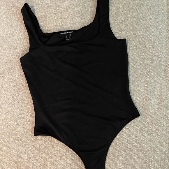 Black bodysuit - Picture 1 of 3